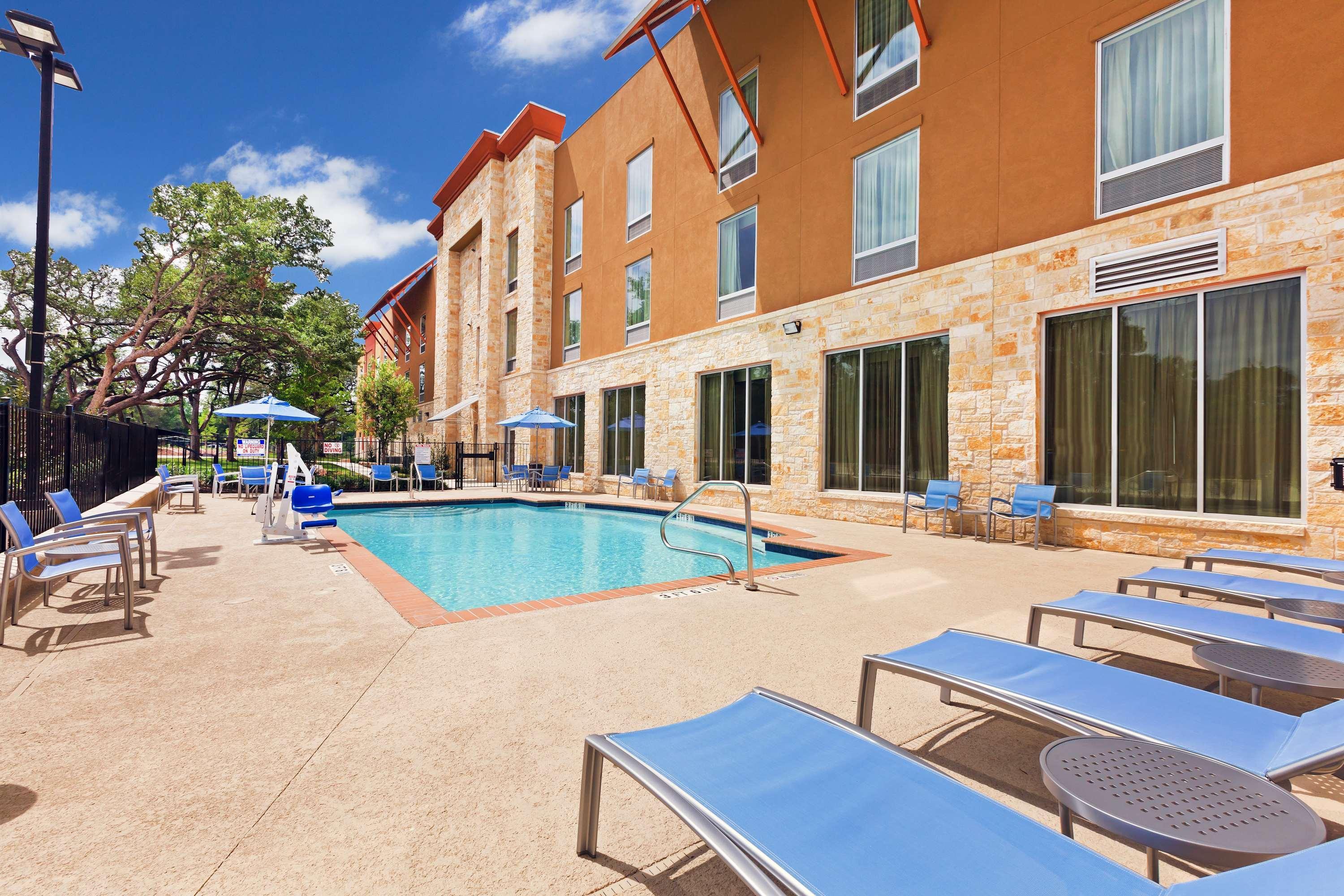 Hampton Inn Austin Oak Hill Екстер'єр фото