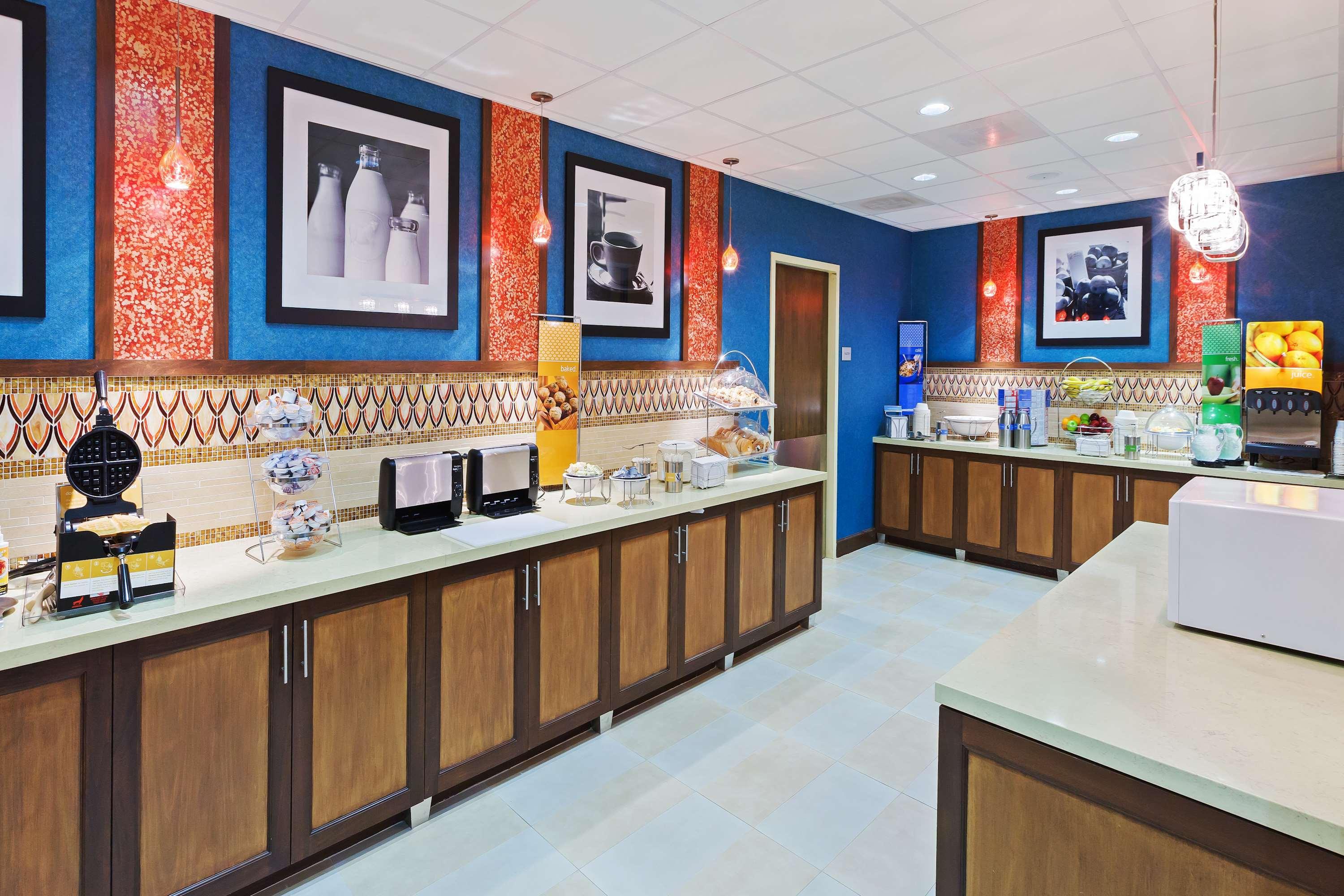 Hampton Inn Austin Oak Hill Екстер'єр фото